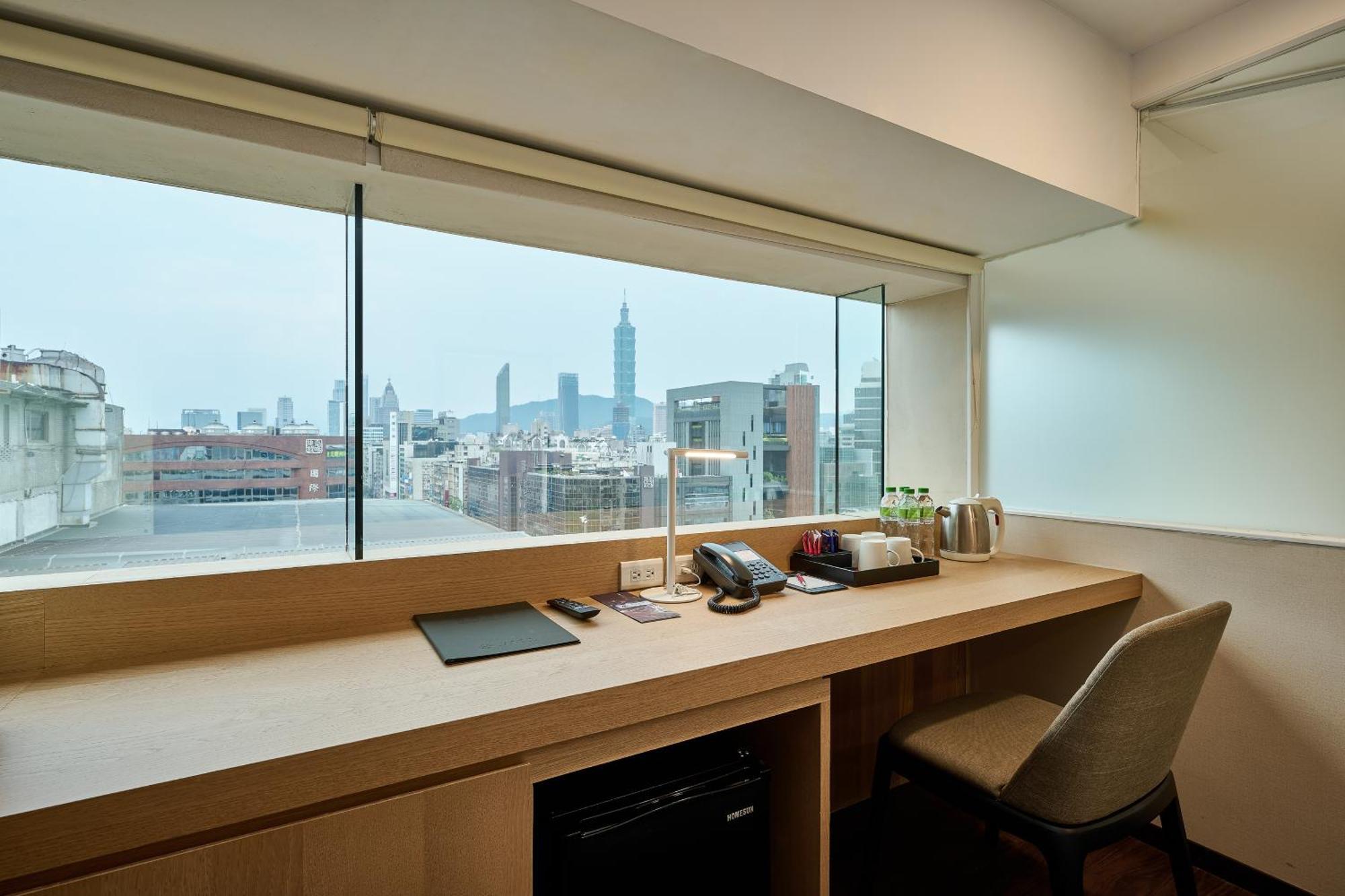 Eastin Taipei Hotel Экстерьер фото