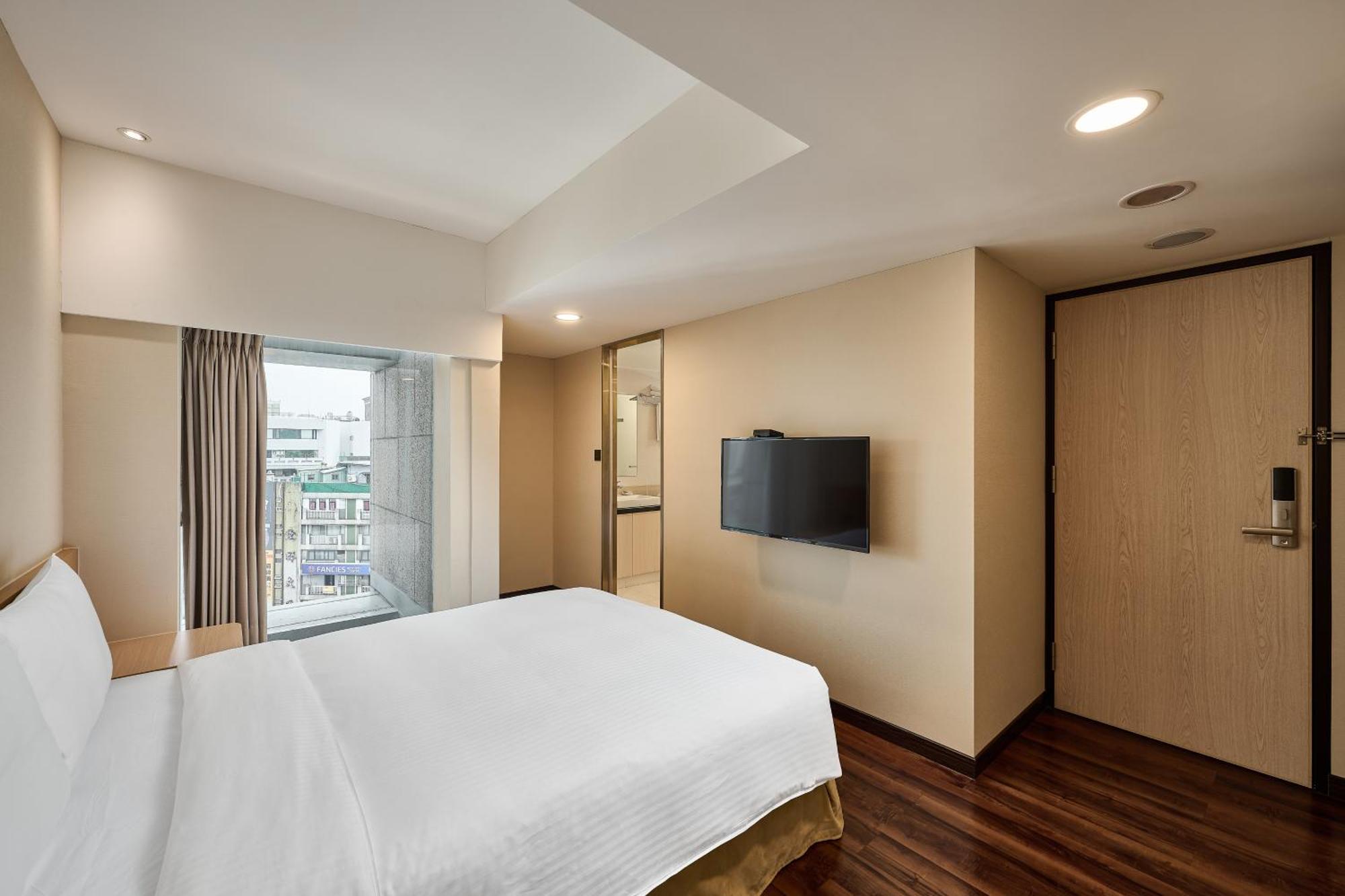 Eastin Taipei Hotel Экстерьер фото