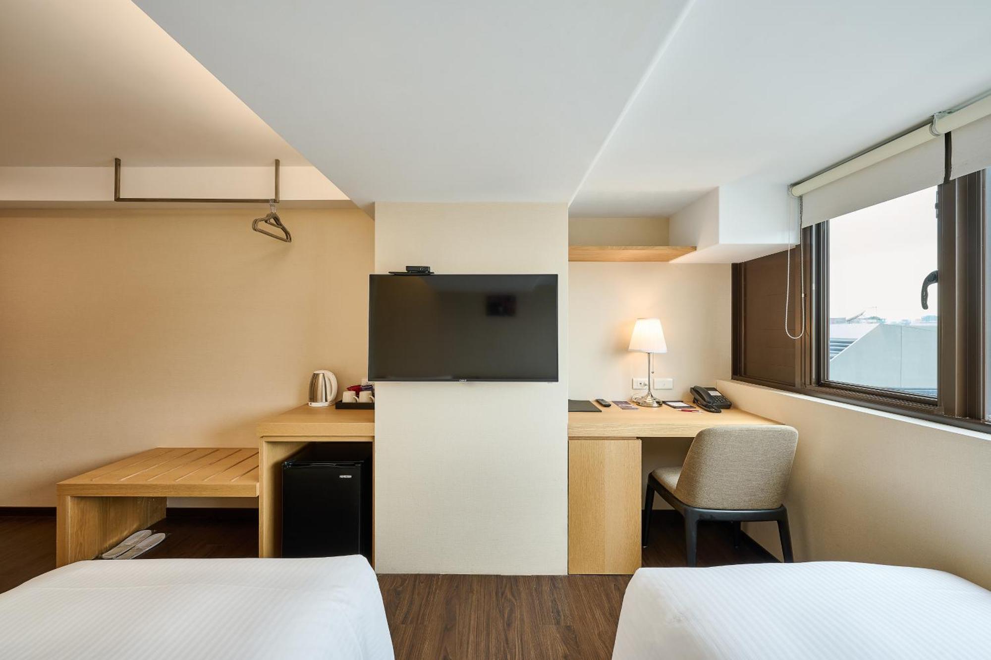 Eastin Taipei Hotel Экстерьер фото